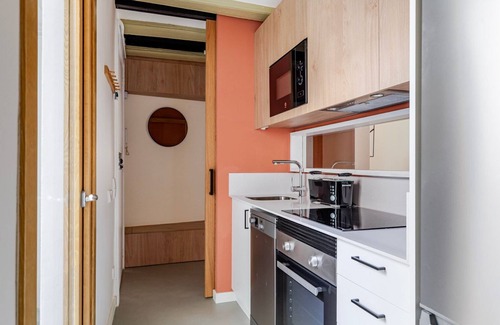El Born House | Blueground | El Born, AC & w/d, nr Picasso Museum