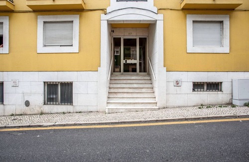 Santa Isabel Apartment | Blueground | Estrela, furnished, appliances