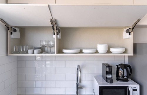 Florentin Apartment | Blueground | Florentine, Bright, 2 Balconies (TLV-16)