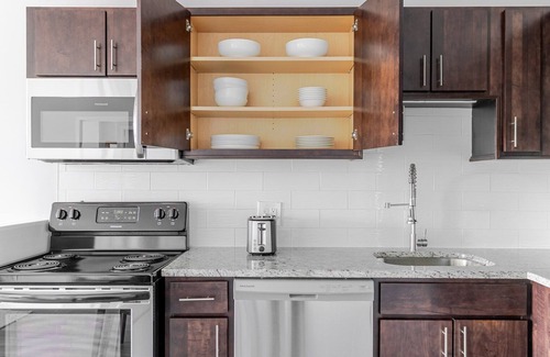 Rush and Division Apartment | Blueground | Gold Coast, AC, nr Hancock Center