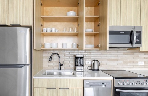 Gowanus Apartment | Blueground | Gowanus, washer, nr Prospect Park