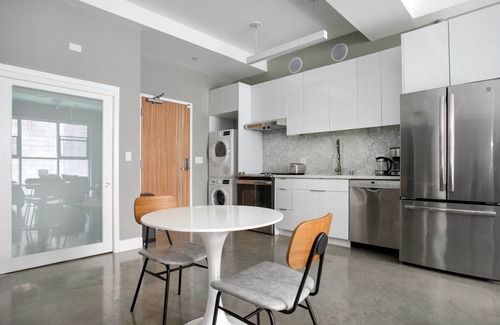 Historic Core Apartment | Blueground | Historic Core, rooftop pool, nr The Bradbury Building