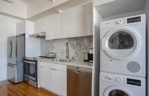 Historic Core Apartment | Blueground | Historic Core, rooftop pool, nr Bradbury Building