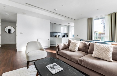 Canary Wharf Apartment | Blueground | Isle of Dogs, sauna, nr Thames