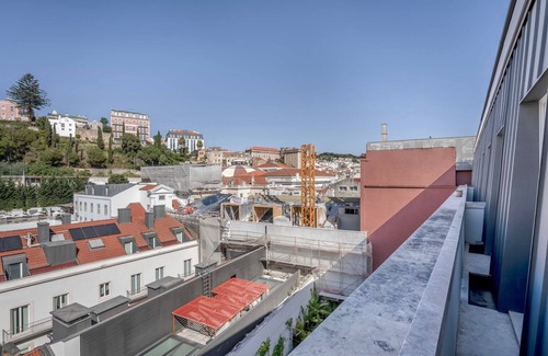 Sao Jose Apartment | Blueground | Liberdade, pool & spa