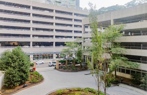 Hunters Point Apartment | Blueground | Long Island City, pool, nr Gantry Plaza