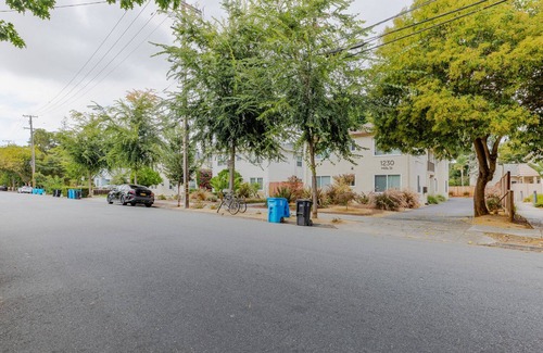 Menlo Park Apartment | Blueground | Menlo Park, view, nr Baylands