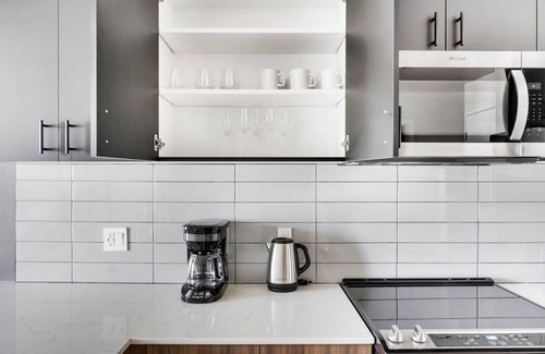 Meridian Park Apartment | Blueground | Meridian Park, balcony, nr Shoreline Park