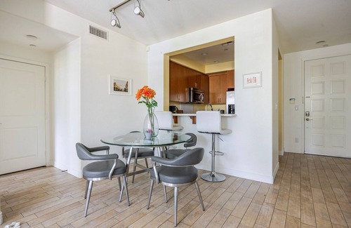 Playa Vista Apartment | Blueground | Playa Vista, pool & AC, nr beach