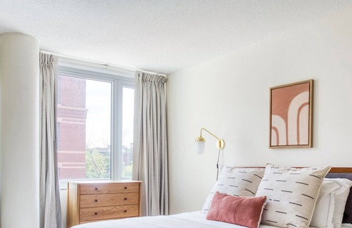 Prudential - St. Botolph Apartment | Blueground | Prudential/St. Botolph, pool, nr Boston Public Library