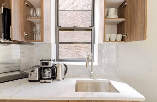 SoHo Apartment | Blueground | SoHo, w/d, AC, nr landmarks