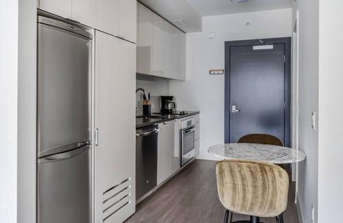 Downtown San Francisco Apartment | Blueground | SoMa, pool, nr Civic Center