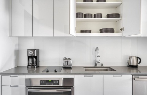 Downtown San Francisco Apartment | Blueground | SoMa, pool, nr Civic Center