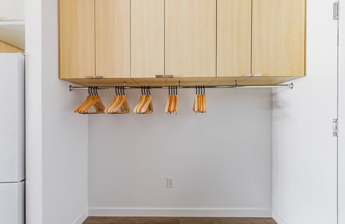 East Somerville Apartment | Blueground | Somerville, gym & AC, nr Assembly