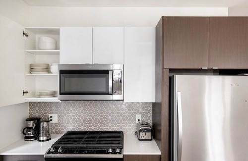 South Loop Apartment | Blueground | South Loop, pool & gym, nr park