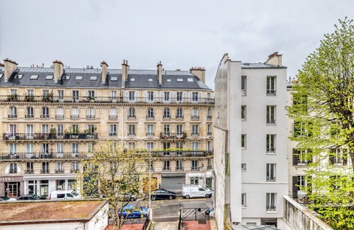 Passy Apartment | Blueground | Trocadero, concierge, nr Eiffel Tower