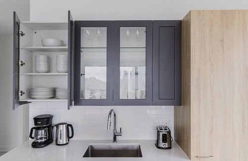 West Loop Apartment | Blueground | West Loop, pool & gym, nr Willis