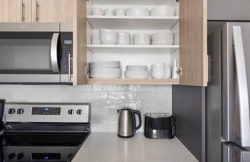 Redmond Apartment | Blueground | Willow - Rose Hill, rooftop, nr Marymoor Park