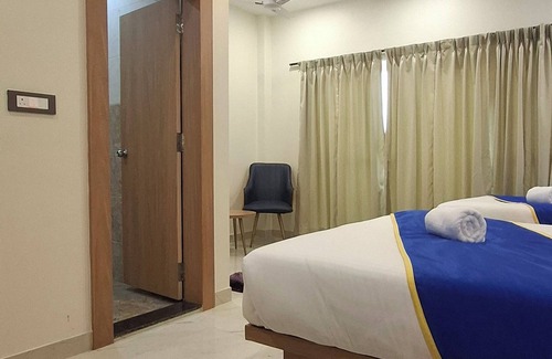 Faizabad Hotel | BlueNeck Ayodhya-Near ShriRam Mandir