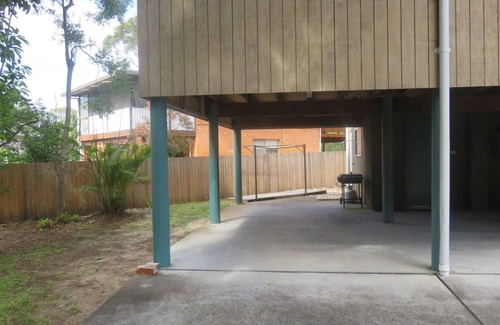 Arakoon House | BLUEPOLES BEACH HOUSE ARAKOON-AIRCONDITIONED