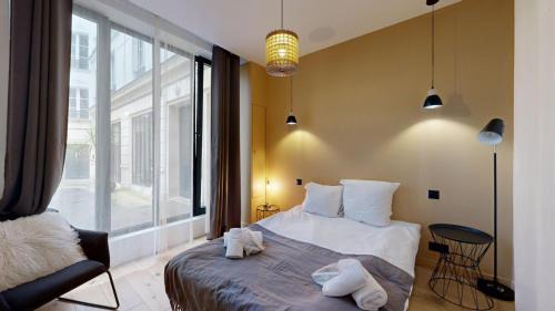 Quartier de la Folie-Mericourt Apartment | Bluestay 151- Charmant appartement à Paris