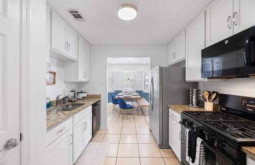 Ono Island House | Bluewater Bliss Private Pool & Backyard BBQ