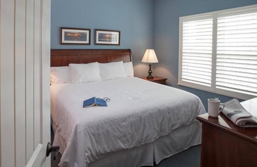 Palmetto Dunes Resort | Bluewater Resort 2 bedroom 2 baths kitchen 3 pools- free golf 4 foursome per day