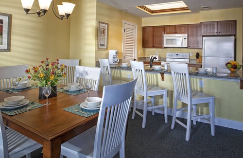 Palmetto Dunes Apartment | Bluewater Resort & Marina by Spinnaker Resorts