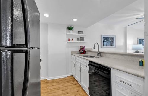 Myrtle Beach Condo | Bluewater Resort 502