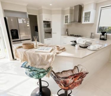 Tascott House | Bluewater sanctuary