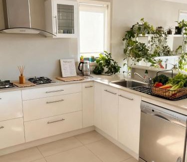 Tascott House | Bluewater sanctuary