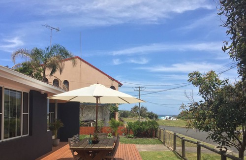 Blueys Beach House | Blueys Haven - Beachside Getaway