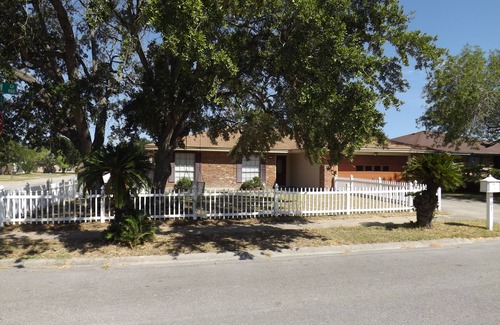 Flour Bluff House | Bluff House!