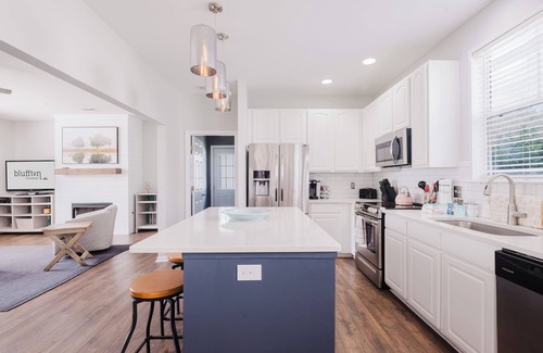 Bluffton House | Bluffton Magnolia House charming home in the heart of in Old Town Bluffton.