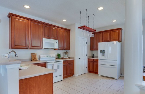 Bluffton House | Bluffton Vacation Rental w/ Private Hot Tub