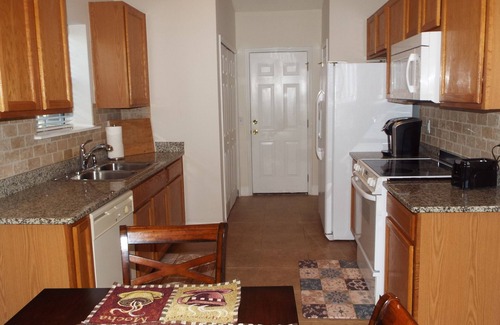 Bluffton House | Blufton, Hilton Head Is SC. Vacation home. 3BR. 2BA Sleeps 6. 1 Night Min Stay.