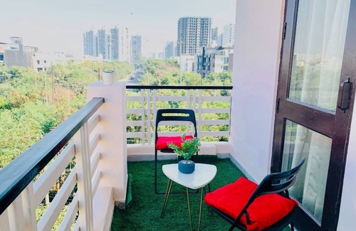 Noida Apartment | BluO Classic Studio - City Centre Noida