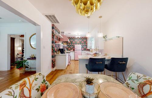 Georgetown House | Blush & Bashful