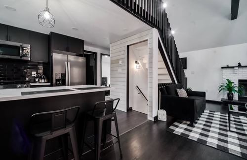 East Stroudsburg Cabin | BLVCK Cabin II w/Hot Tub in the Mountains near Bushkill Fall