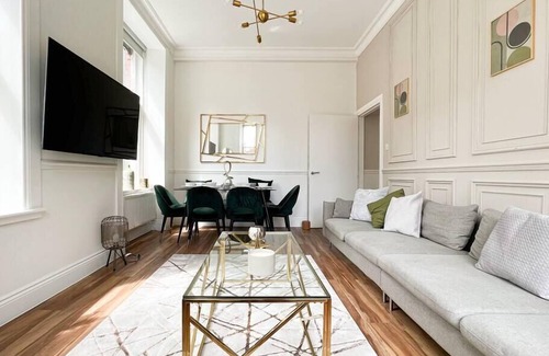 City Centre Glasgow Apartment | Blythswood Apartment 3