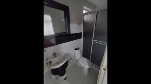 Marbella Cabin | Bm-15 room near the sea with air conditioning and WIFI