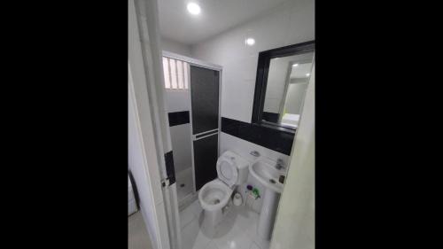 Marbella Cabin | Bm-16 room near the sea with air conditioning and WIFI