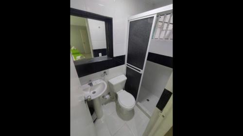 Marbella Cabin | Bm-16 room near the sea with air conditioning and WIFI