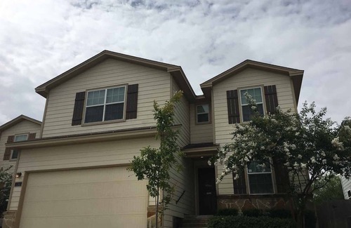 San Antonio House | BMT @ Modern farmhouse, near Seaworld Lackland