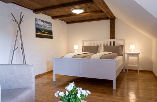 Sumiswald Bed & Breakfast | BnB SchlafSchloss