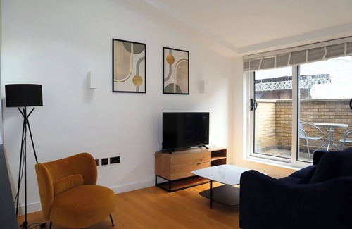 Bloomsbury Apartment | BnBNook - Fitzrovia Duplex - Soho and Oxford Street