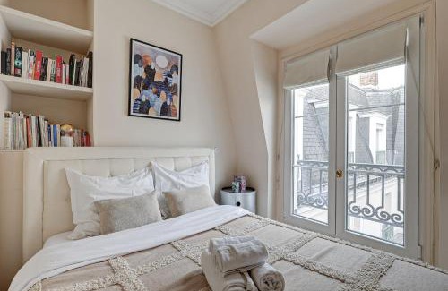 Saint-Germain-des-Pres Apartment | BnBNova - Saint Germain des Prés - 1BR