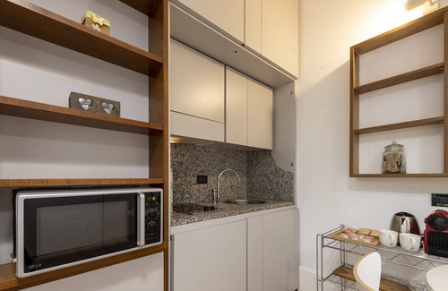 Tricolore Apartment | BnButler - Visconti di Modrone, 18