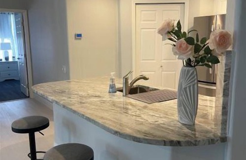 Tropical Cove Condo | Boardwalk Bungalow at Lexington CC Lake Village