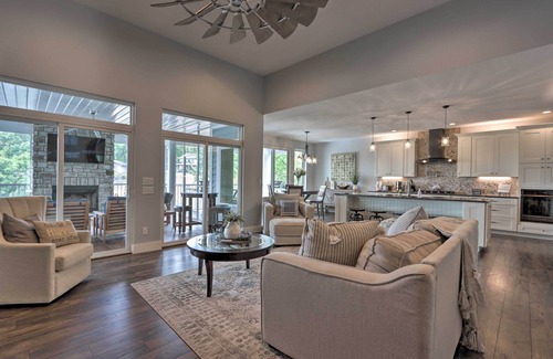 Osage Beach House | Boat Dock & Fire Pit: Luxe Osage Beach Lake House!